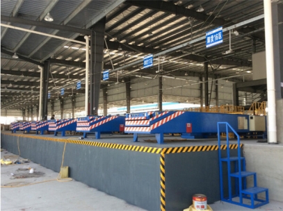 DHL中(zhōng)外運國際快遞伸(shēn)縮輸