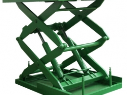 多剪液(ye)壓升降平(ping)台